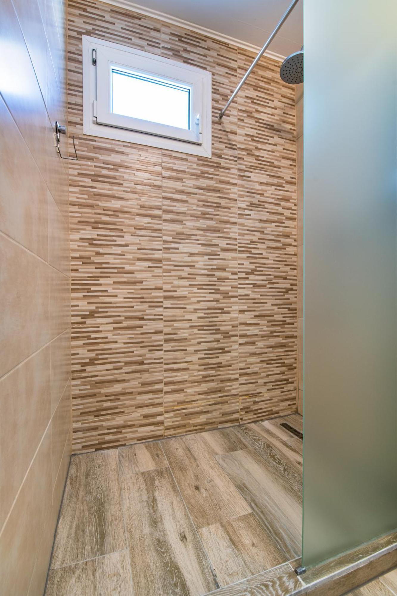 Springhome - Cozy Apartment With Balcony & Parking Брашов Экстерьер фото